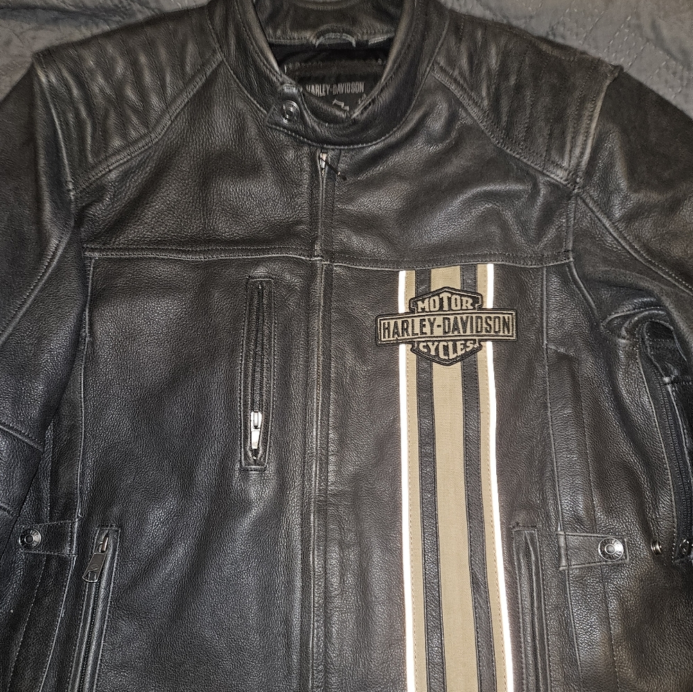 Men's H-D Triple Vent Passing Link II Leather Jacket